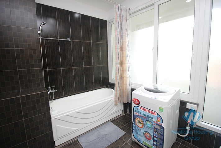 Service one bedroom apartment for rent in city center, Ha Noi